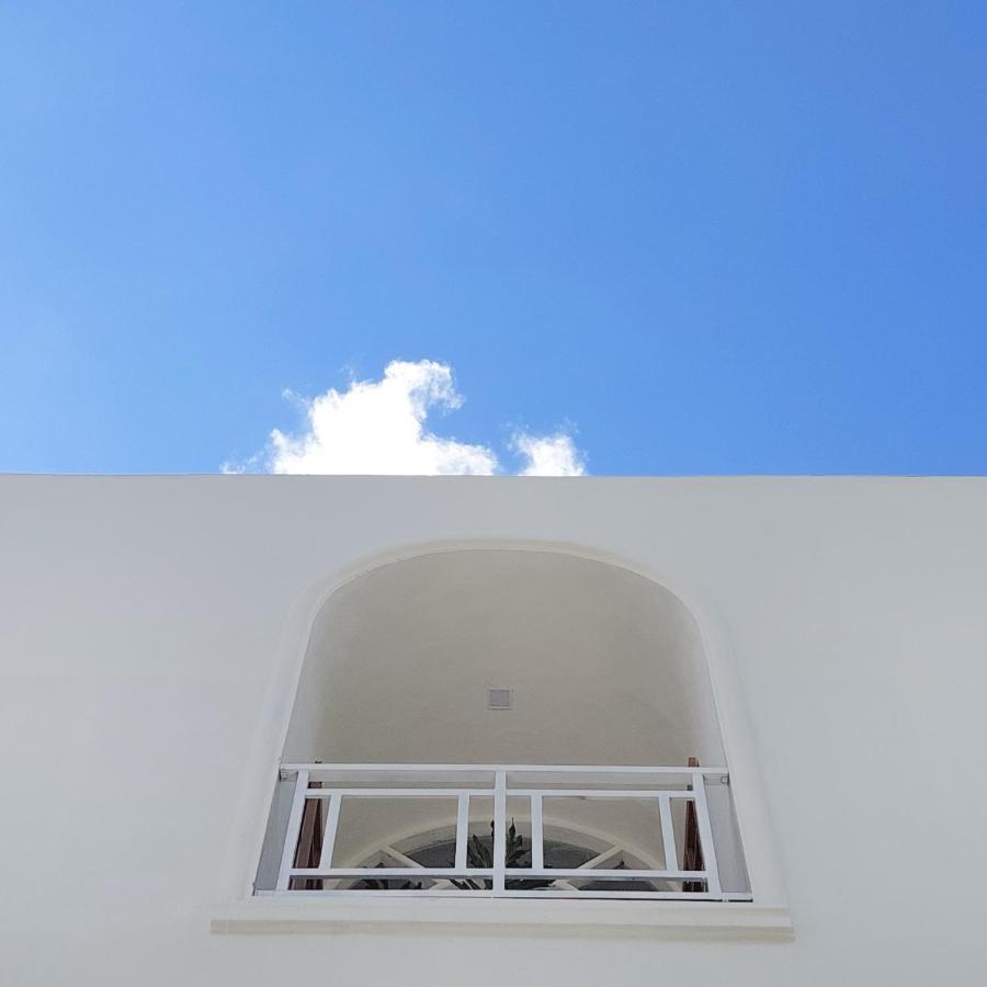 The Riton Hotel Tigaras Buitenkant foto