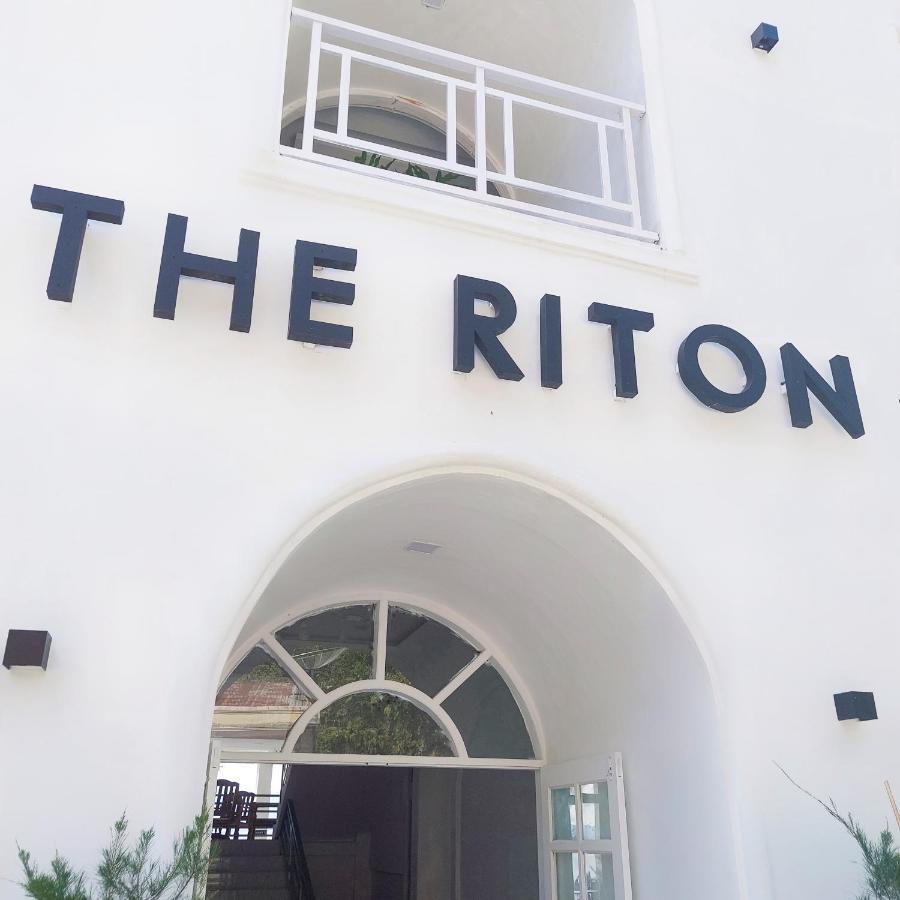 The Riton Hotel Tigaras Buitenkant foto
